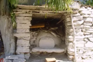 Εγώ σ' έχτισα φούρνε μου, εγώ θα σε χαλάσω...