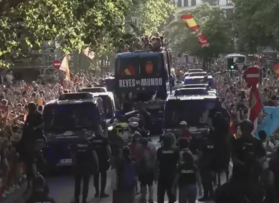(LIVE STREAMING) Η παρέλαση... της πρωταθλήτριας κόσμου! 