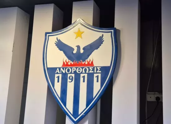 (Ανόρθωση)/Αγγλία για τη... μάχη