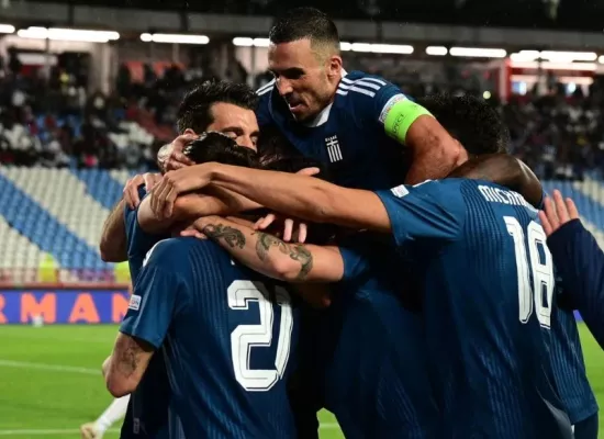 Μυθικό ΔΙΠΛΟ στην Γερμανία η Ελλαδάρα!