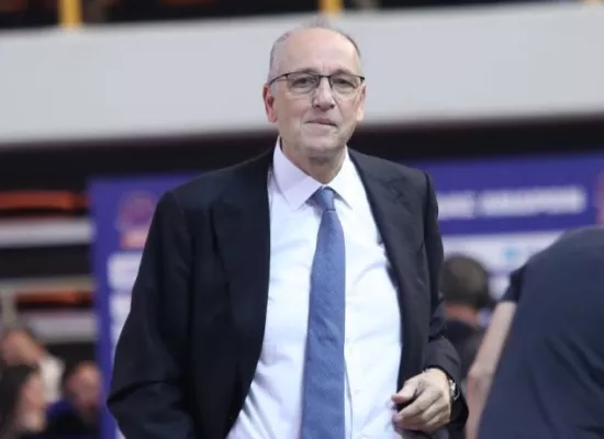 Σκάνδαλο στο μπάσκετ: «Ποιους θέλεις να αποβάλω με φάουλ;»