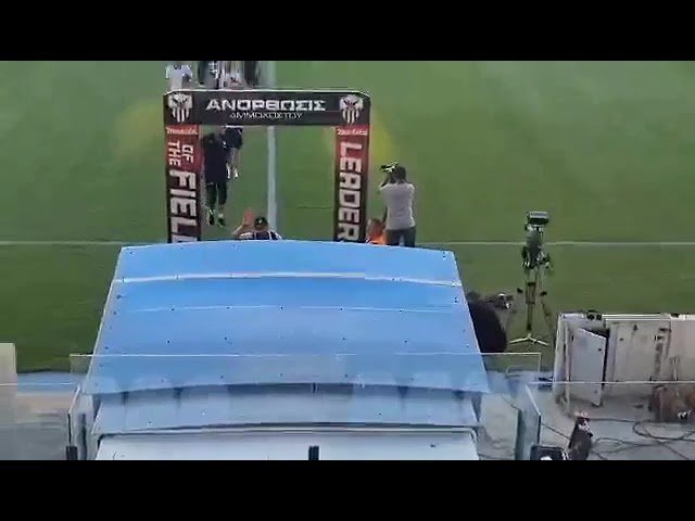 Η άφιξη του ΑΠΟΕΛ στο "ΠΑΠ"