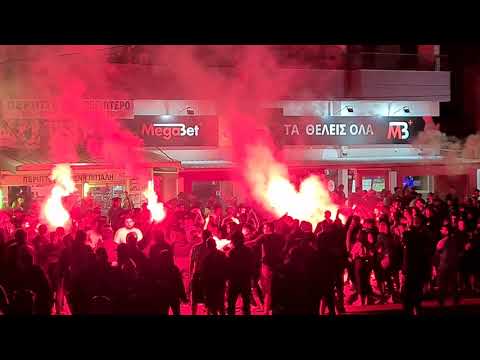 Οπαδοί Απόλλωνα έξω από Τσίρειο