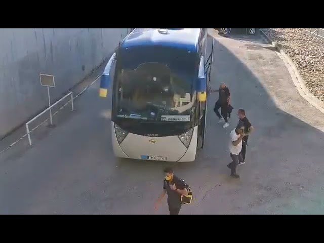 H άφιξη της αποστολής της ΑΕΛ στο ΓΣΠ