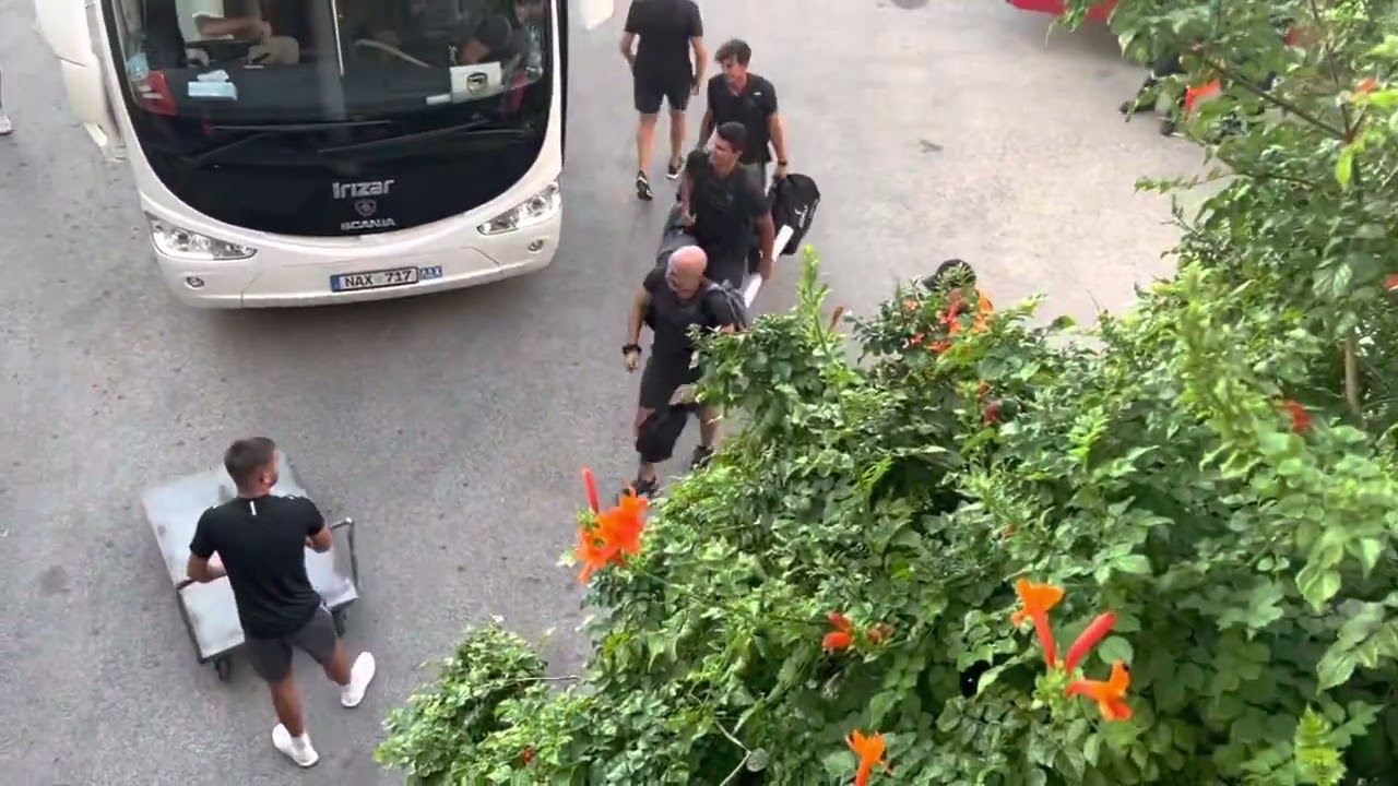 Άφιξη Πάφου για πρεμιέρα με ΑΠΟΕΛ