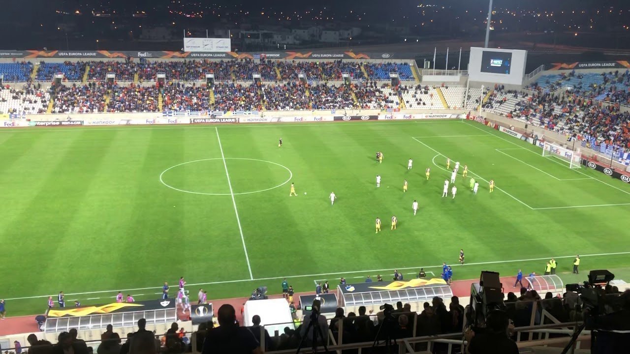 Αποδοκιμασίες ημίχρονο ΑΠΟΕΛ Καραμπάχ