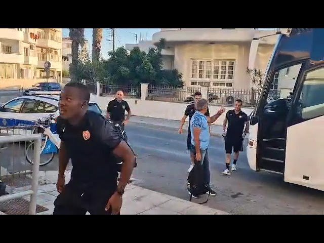 Kαρμιώτισσα-Ανόρθωση: Η άφιξη της ομάδας των Πολεμιδιών