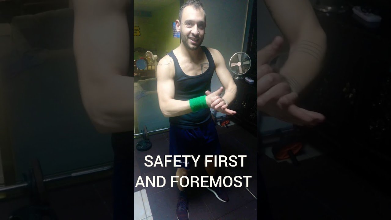 #quarantine #workout #covid19 #homeworkout #stayhome #stayfit #staysafe #crosstraining #enjoy #fit
