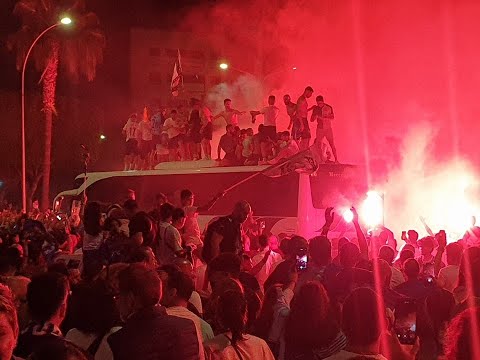 Πάνω στο πούλμαν οι παίκτες του Απόλλωνα