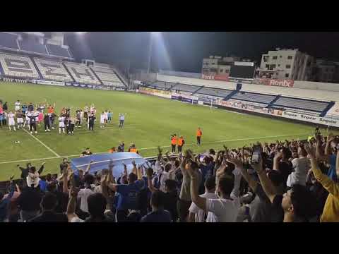 «Η ιστορία και η φανέλα σου βαριά»