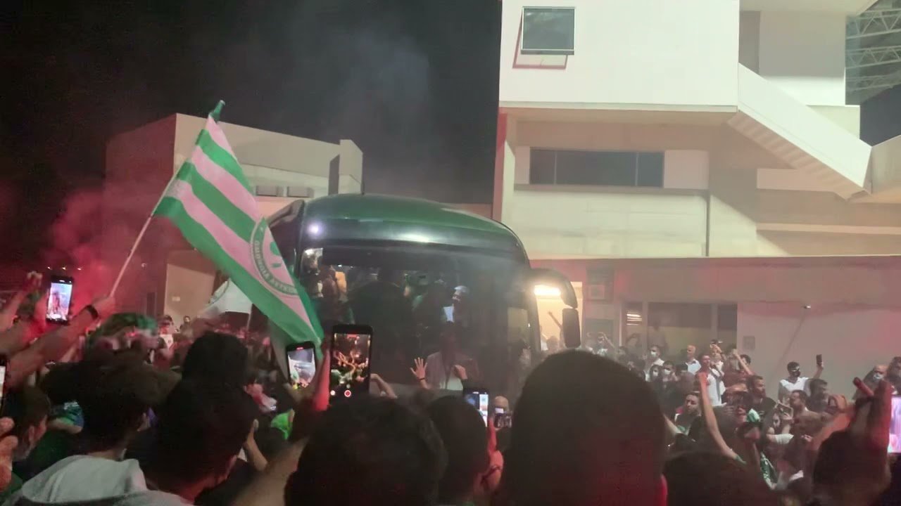 Αποστολή Ομόνοιας και κόσμος ΑΡΕΝΑ