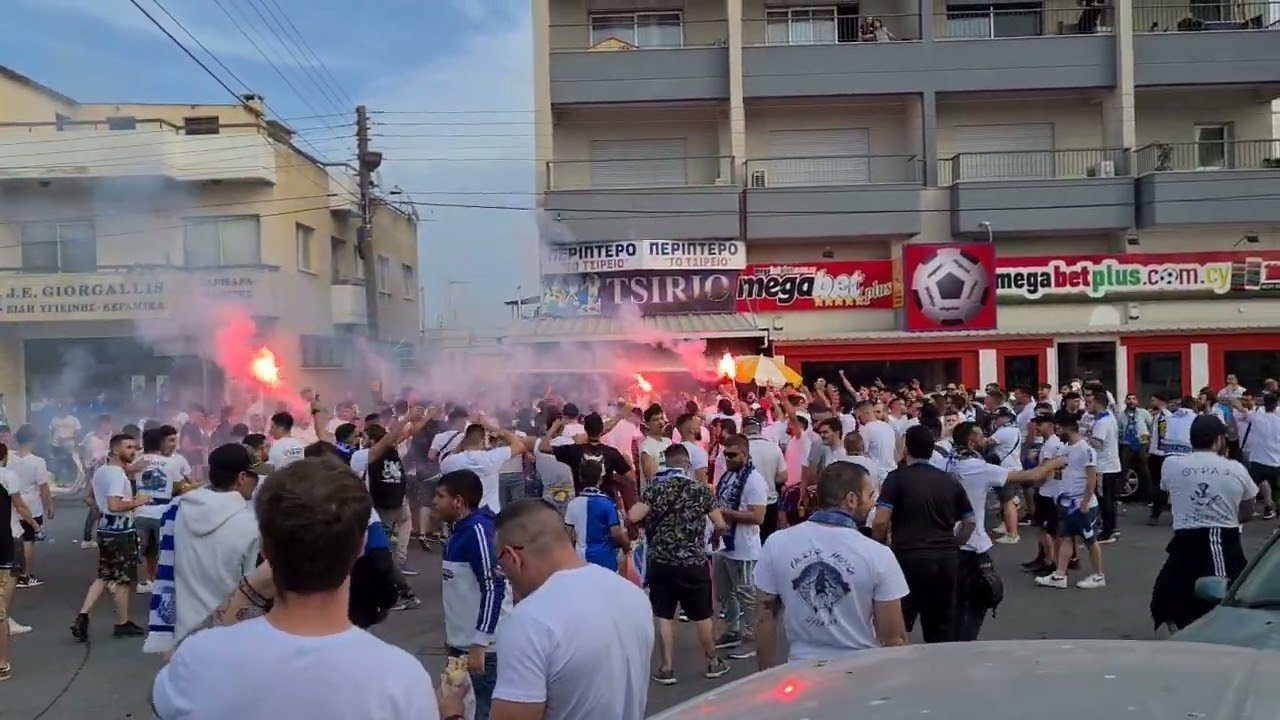Χαμό... οι Απολλωνίστες!