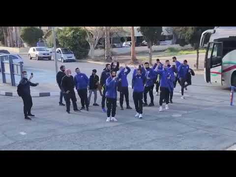 Άφιξη ομάδας φούτσαλ ΑΠΟΕΛ για τον τελικό με την Ομόνοια